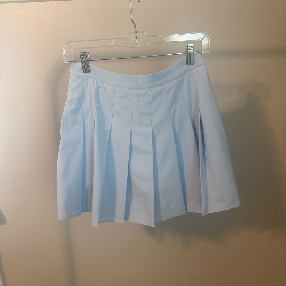 HALARA Light Blue Pleated Skort, size small